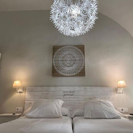 Aljara Mezquita Apartment กอร์โดบา ภายนอก รูปภาพ