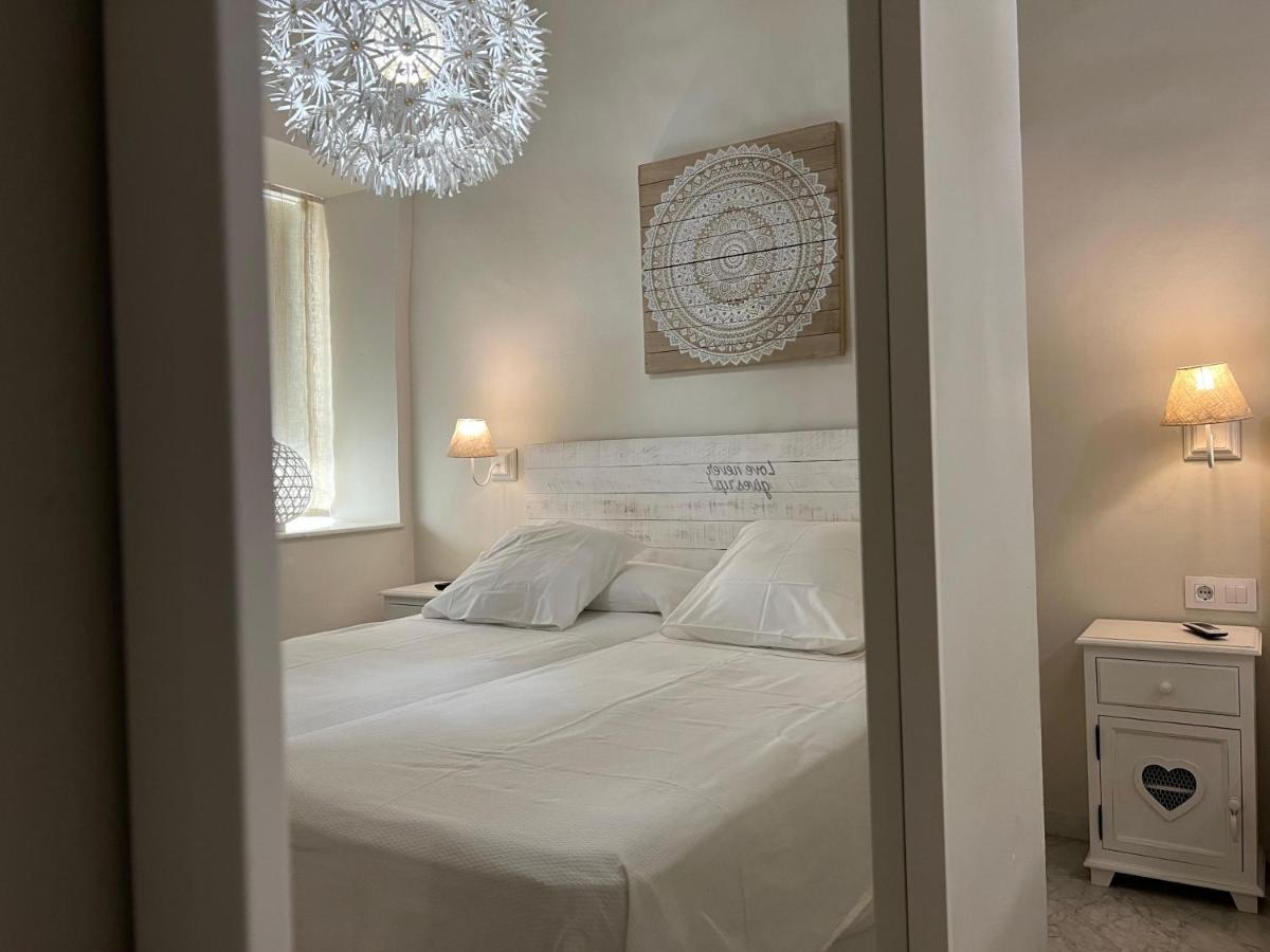 Aljara Mezquita Apartment กอร์โดบา ภายนอก รูปภาพ