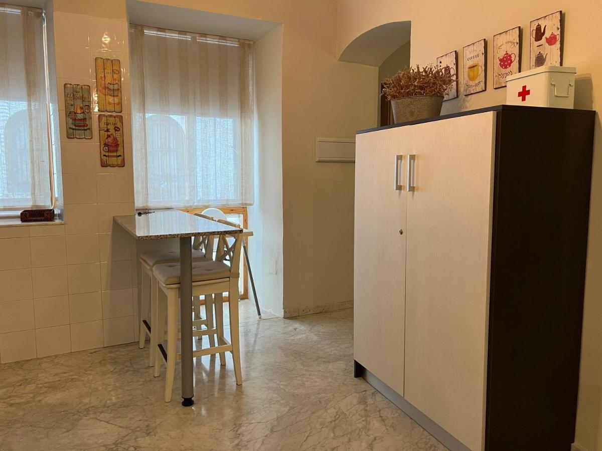 Aljara Mezquita Apartment กอร์โดบา ภายนอก รูปภาพ